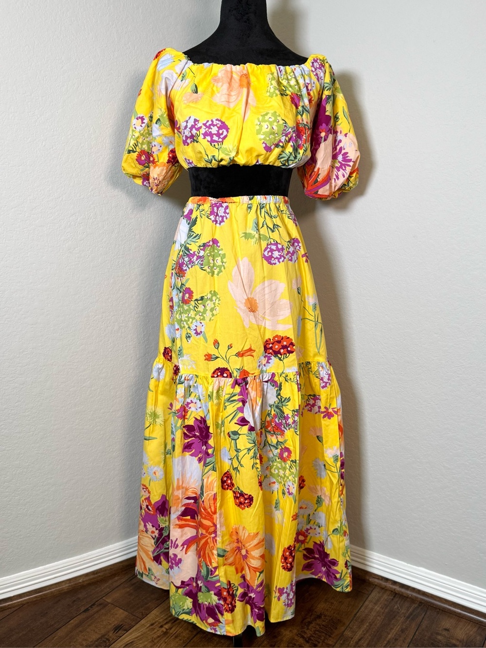 NWT Yellow Floral Tropical Resort Two-Piece Co-Ord Crop Top Maxi Skirt Set sizeM - Picture 3 of 15